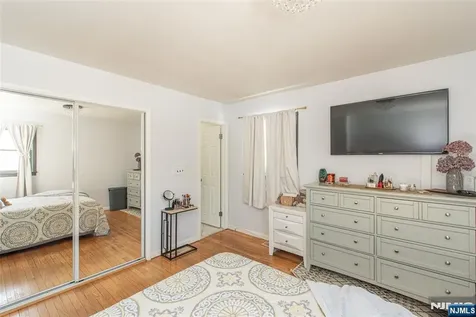 38 Fremont Terrace West Milford NJ 07438