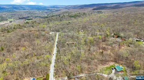 13 Oak Ridge Road Montague NJ 07827