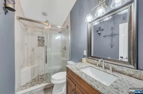 22 Bannehr Street Oakland NJ 07436