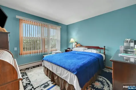 68 Bergen Turnpike Ridgefield Park NJ 07660