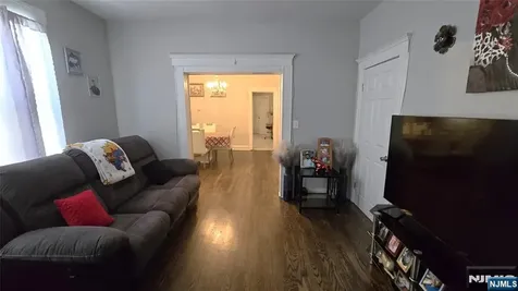 190 Columbia Avenue Passaic NJ 07055