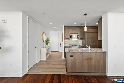 1000 Avenue At Port Imperial Weehawken NJ 07086