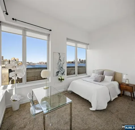 1000 Avenue At Port Imperial Weehawken NJ 07086