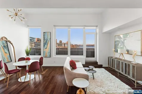 1000 Avenue At Port Imperial Weehawken NJ 07086