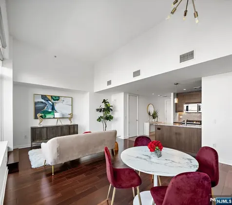 1000 Avenue At Port Imperial Weehawken NJ 07086