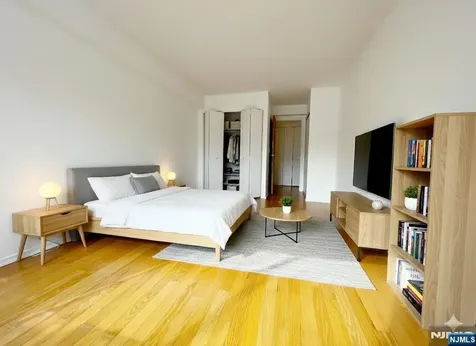 333 Grand Avenue Palisades Park NJ 07650