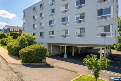 333 Grand Avenue Palisades Park NJ 07650