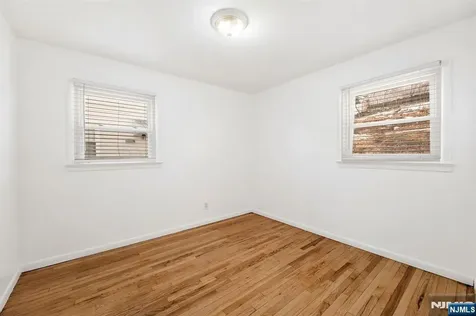 86 Katz Avenue Paterson NJ 07502
