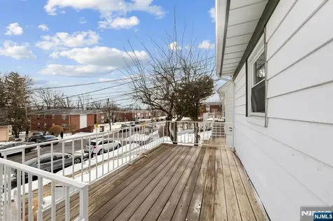 86 Katz Avenue Paterson NJ 07502
