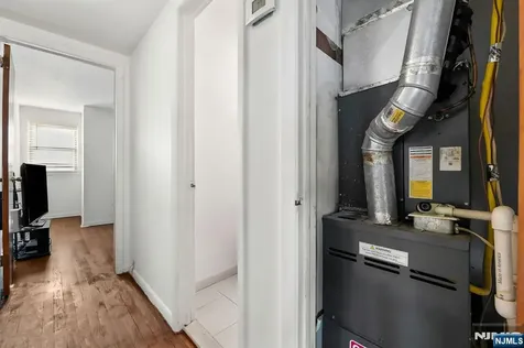 86 Katz Avenue Paterson NJ 07502