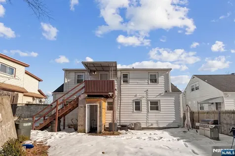 86 Katz Avenue Paterson NJ 07502