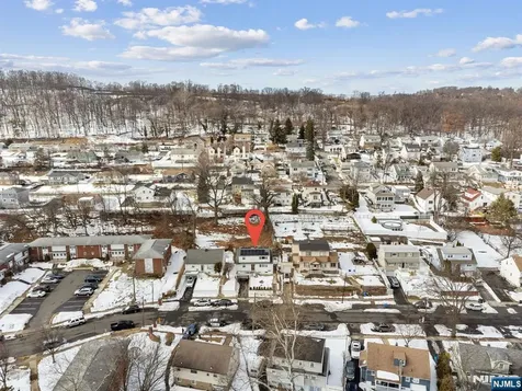 86 Katz Avenue Paterson NJ 07502