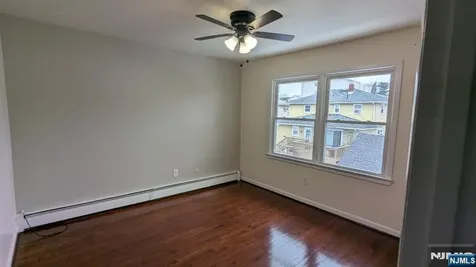 95 Stefanic Avenue Elmwood Park NJ 07407