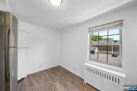 1244 Inwood Fort Lee NJ 07024