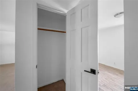 1244 Inwood Fort Lee NJ 07024