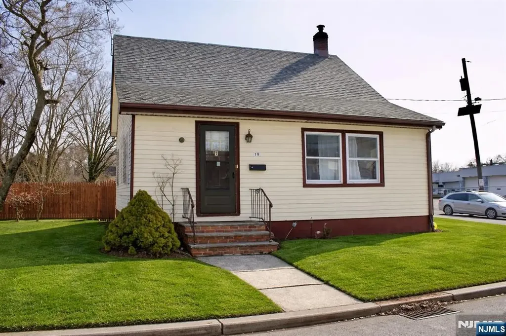 17-19 Dupont Street North Plainfield NJ 07060