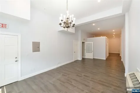 190 Rock Glen Rock NJ 07452