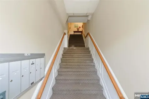 190 Rock Glen Rock NJ 07452