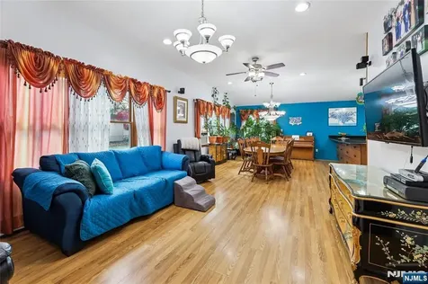 300 Spring Valley Road Paramus NJ 07652