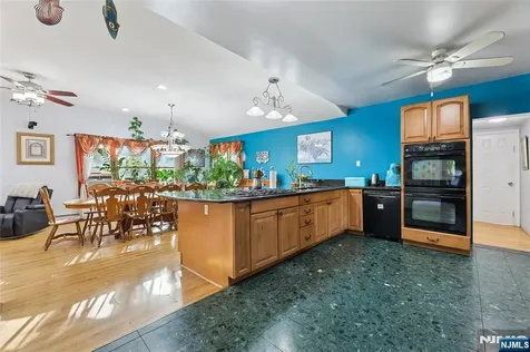 300 Spring Valley Road Paramus NJ 07652