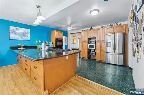 300 Spring Valley Road Paramus NJ 07652