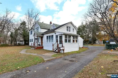 300 Spring Valley Road Paramus NJ 07652