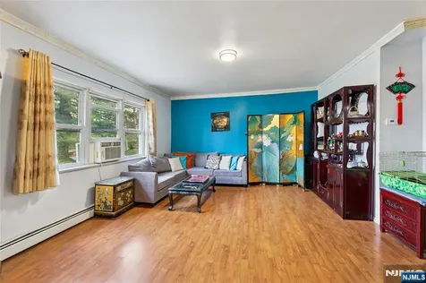 300 Spring Valley Road Paramus NJ 07652