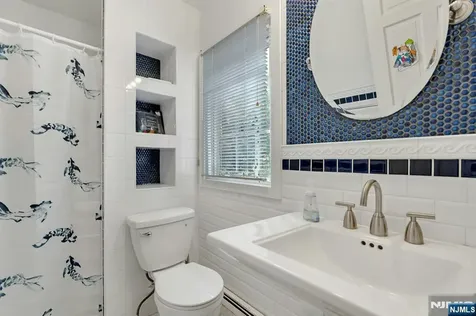 17 Hillside Avenue Upper Saddle River NJ 07458