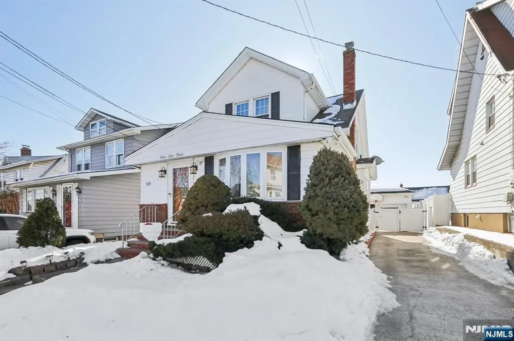 169 6th Street Clifton NJ 07011