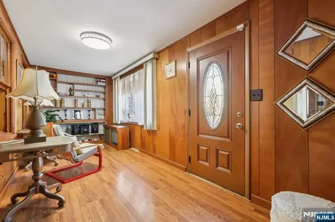 169 6th Street Clifton NJ 07011