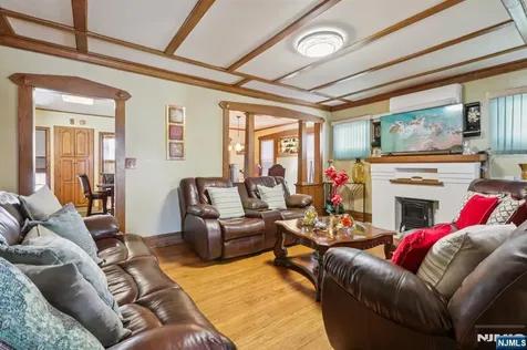 169 6th Street Clifton NJ 07011