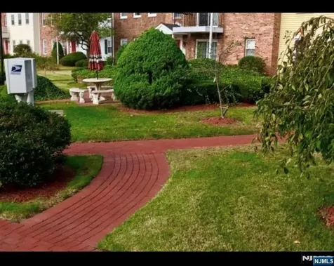 1002 Unicorn Way Clifton NJ 07011