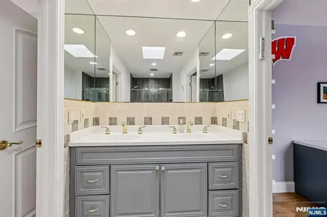22 Anton Court Woodcliff Lake NJ 07677
