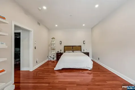 22 Anton Court Woodcliff Lake NJ 07677