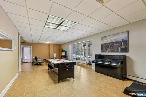 22 Anton Court Woodcliff Lake NJ 07677