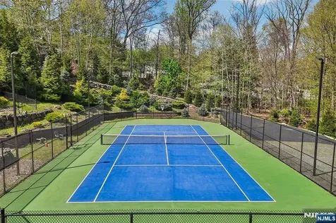 22 Anton Court Woodcliff Lake NJ 07677