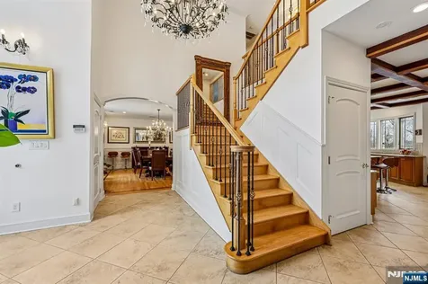 22 Anton Court Woodcliff Lake NJ 07677