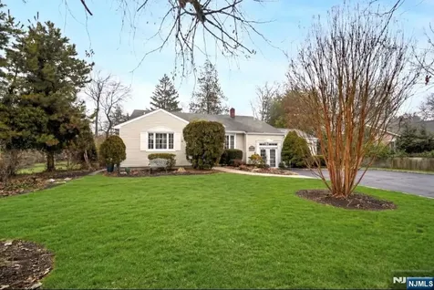 199 Honeysuckle Drive Twp Of Washington NJ 07676