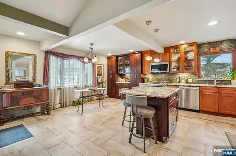 199 Honeysuckle Drive Twp Of Washington NJ 07676
