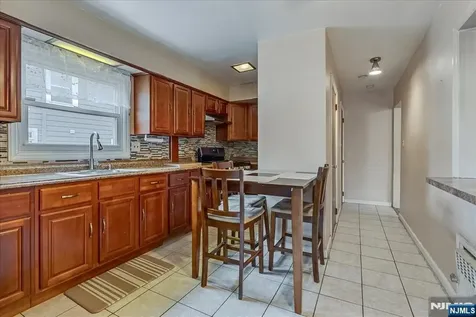 15 Belle Terre Road West Orange NJ 07052