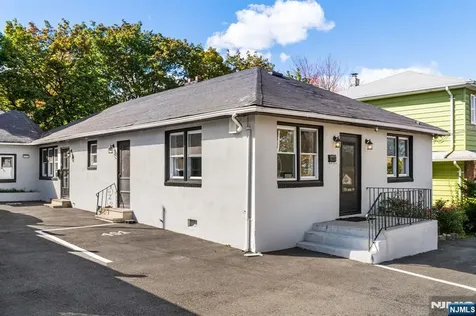 403 B Essex Hackensack NJ 07601