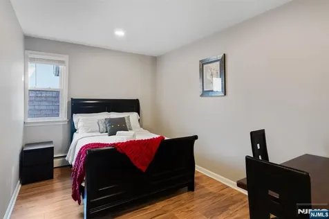 403 B Essex Hackensack NJ 07601