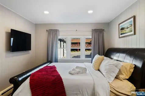 403 B Essex Hackensack NJ 07601