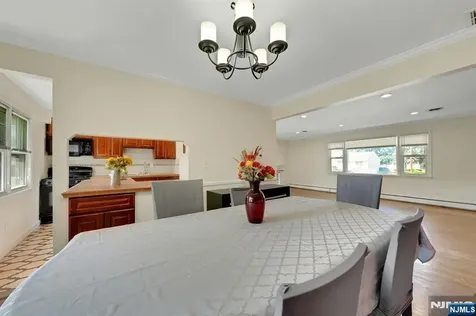 18-00 Scialla Court Fair Lawn NJ 07410