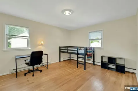18-00 Scialla Court Fair Lawn NJ 07410