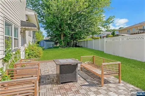 18-00 Scialla Court Fair Lawn NJ 07410