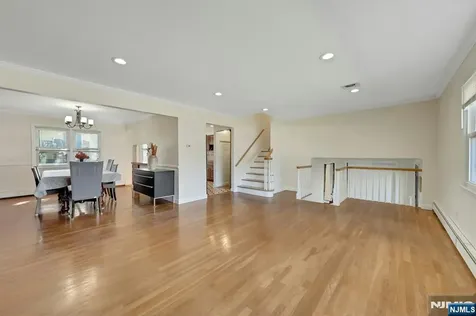 18-00 Scialla Court Fair Lawn NJ 07410
