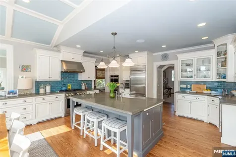 120 W Ridgewood Avenue Ridgewood NJ 07450
