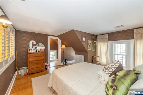 120 W Ridgewood Avenue Ridgewood NJ 07450