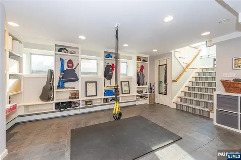 120 W Ridgewood Avenue Ridgewood NJ 07450